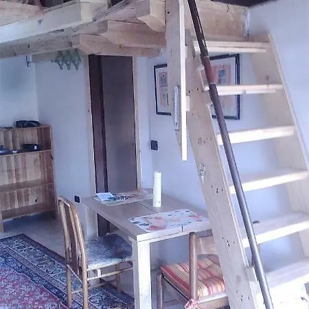 Easy Apartment